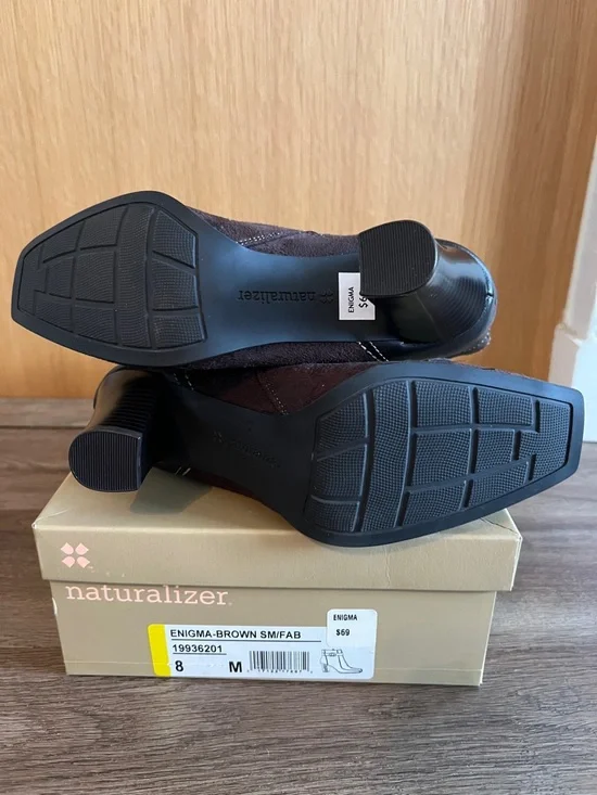 NWT Women Naturalizer Enigma Ankle Booties - Dark Brown - Size 8 - Picture 7 of 7